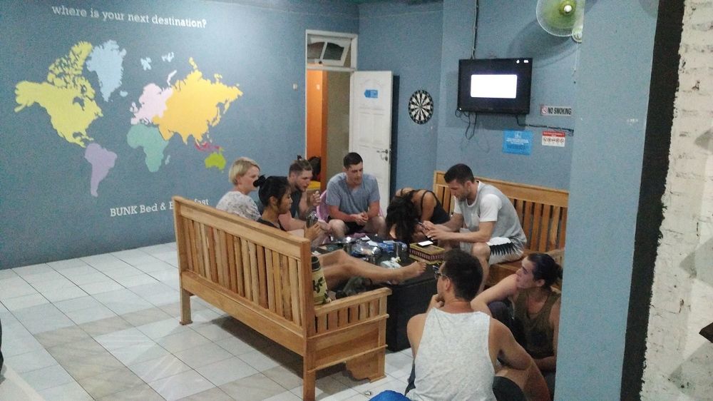 Bunk Bed And Breakfast Джокьякарта Экстерьер фото